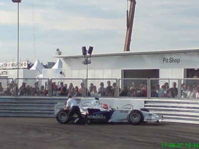 BMW Sauber F1 Team Pit Lane Park – Warszawa